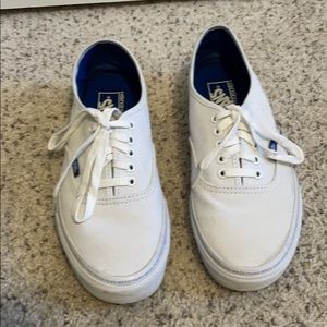 Vans Surf x Brothers Marshal. Size 9. White. Worn.